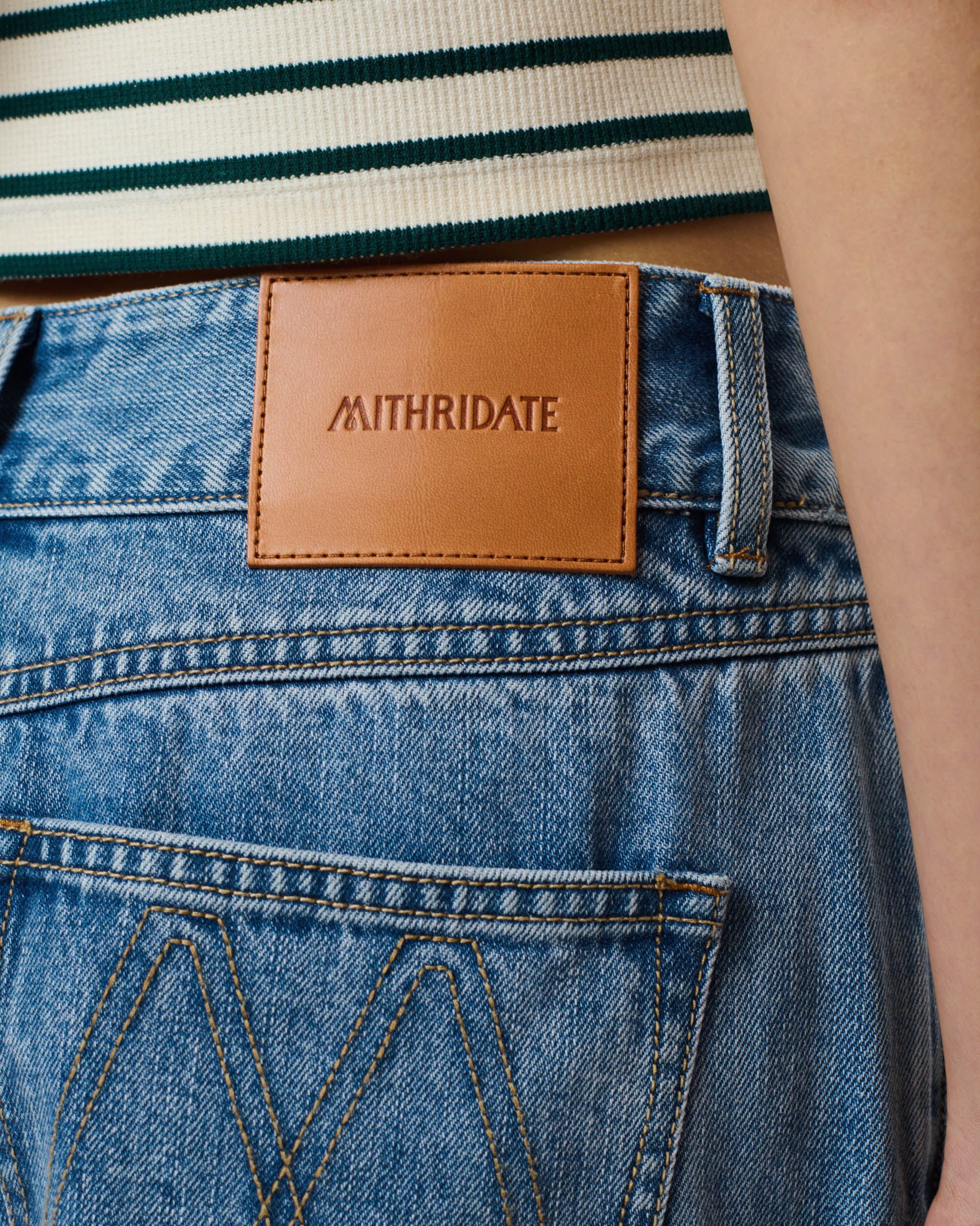 Women's Relaxed Cut Jeans
