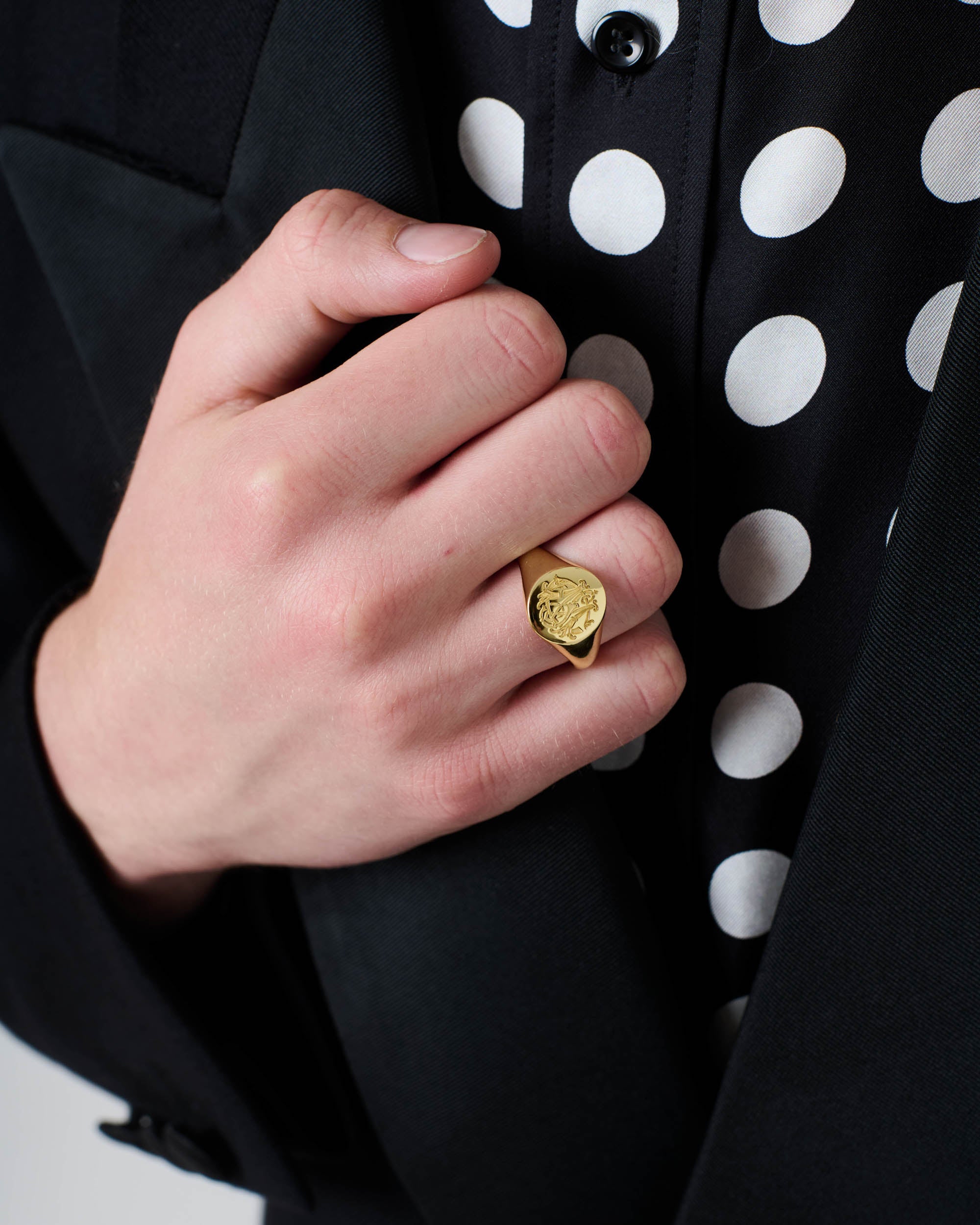 Crest Signet Ring