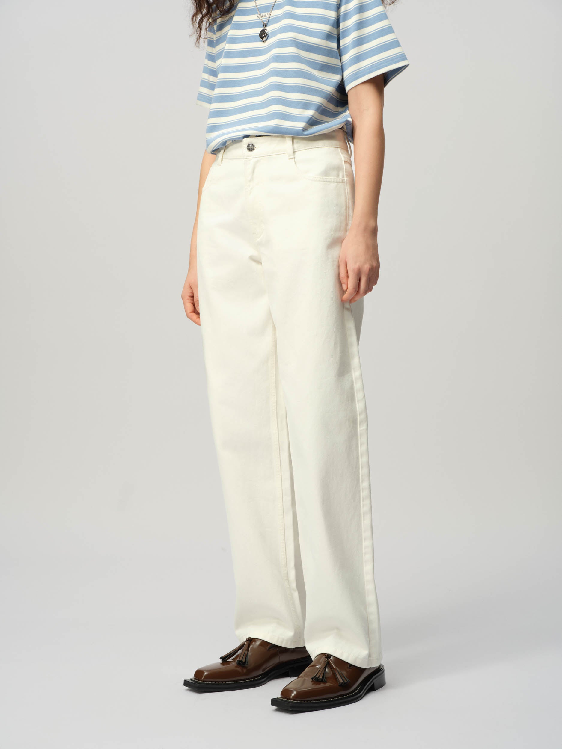 Womens Straight Leg Jeans